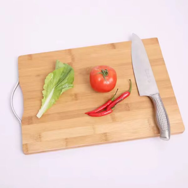 Bambu kesme tahtası metal saplı 20x30 cm
